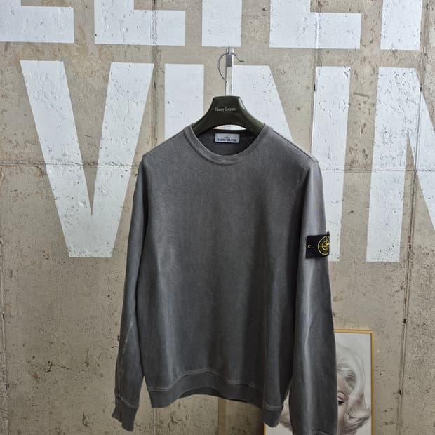 스톤아일랜드  백화점판)워싱 맨투맨 (83K2561