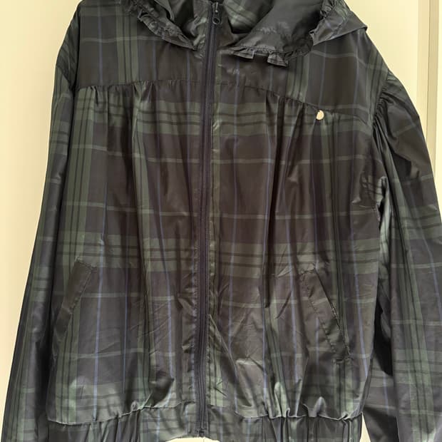 론론 체크 프릴 바람막이