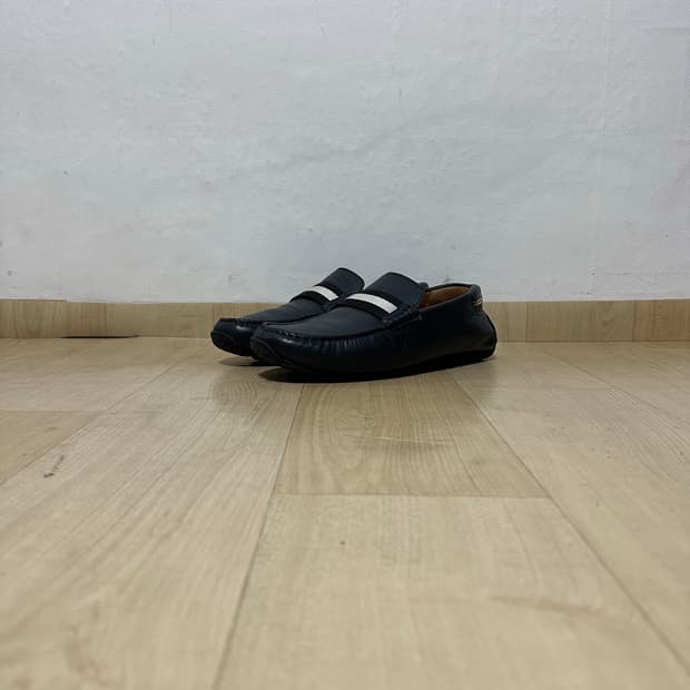 발리 피어스 로퍼
