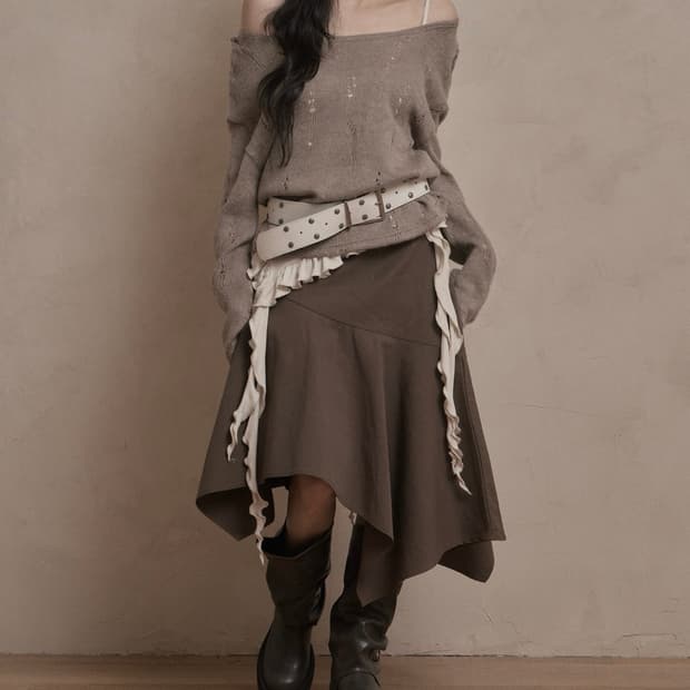 카키포인트 데미지 펀칭 니트 베이지