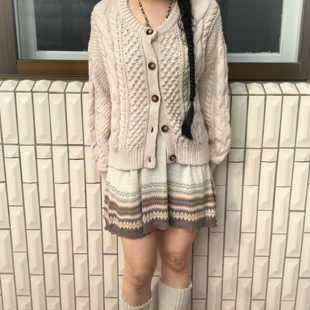 Cable pattern knit cardigan