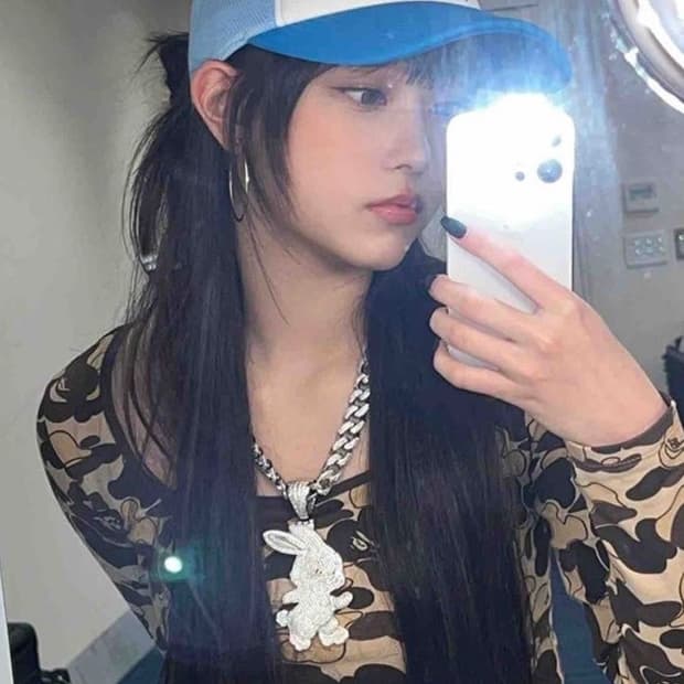 [뉴진스 해린 착용) 베이프 스타 메쉬 캡 블루 