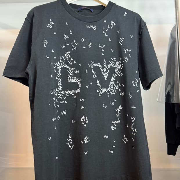 루이비통 스프레드 LV 반팔