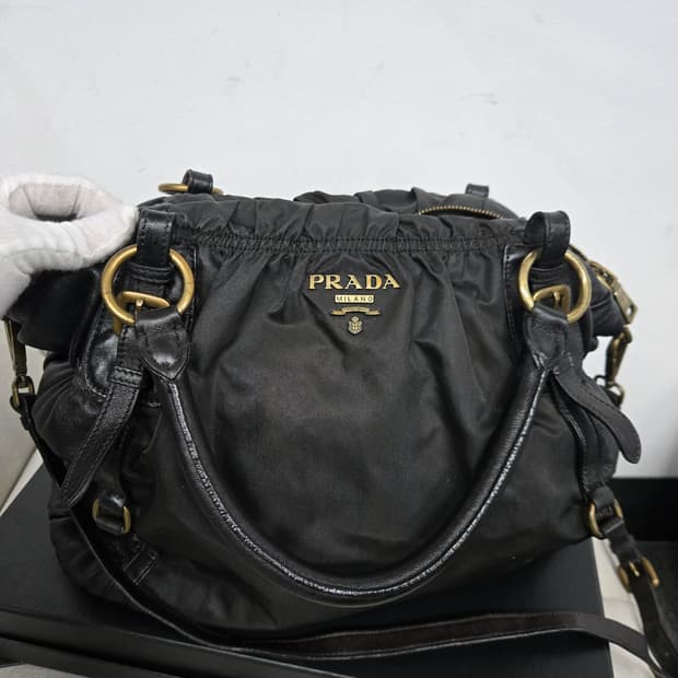 [보증서 정품] 프라다 고프레백