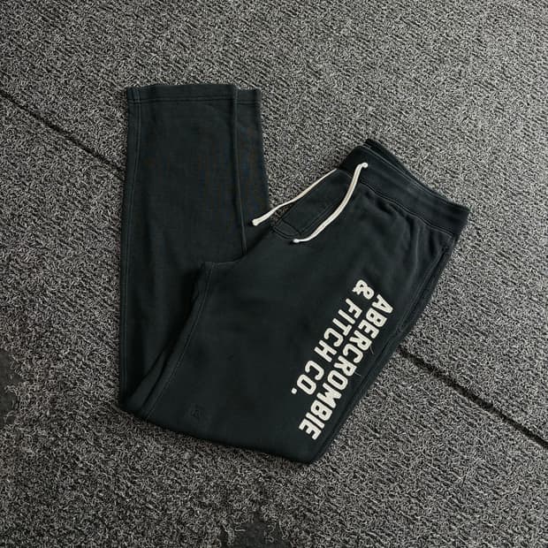 아베크롬비 앤 피치 사이드 빅로고 스웻 팬츠 3515