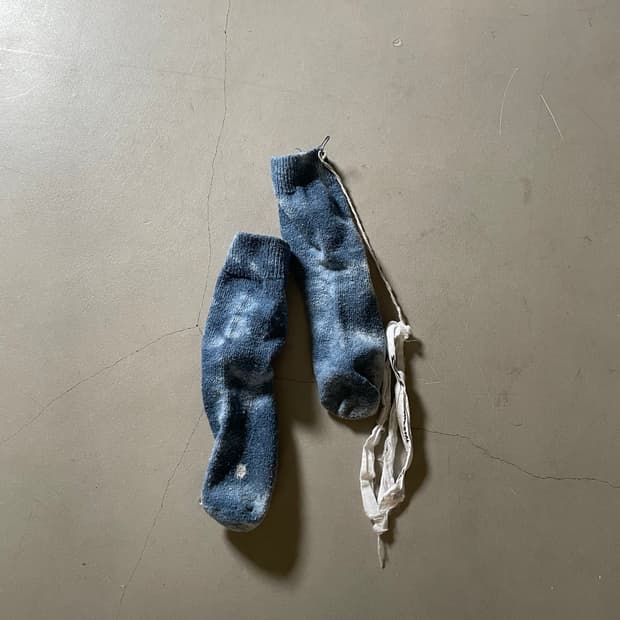 H•d **다이닝 업사이클 인디고 미들삭스**