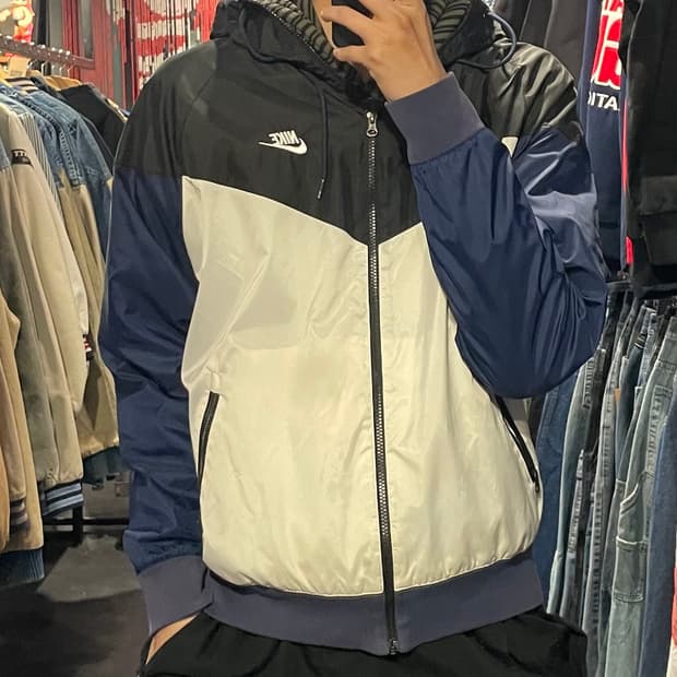 [IM] nike 나이키 바람막이(후드O)