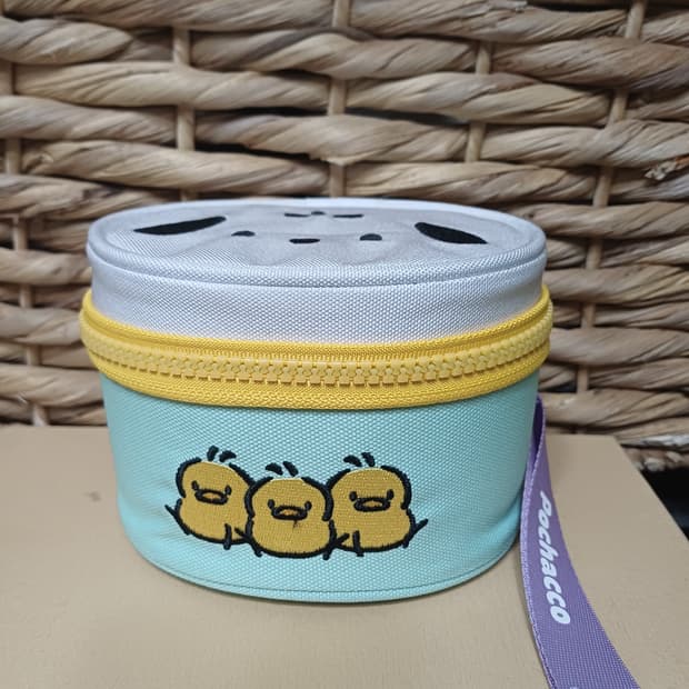 산리오 포차코 파우치