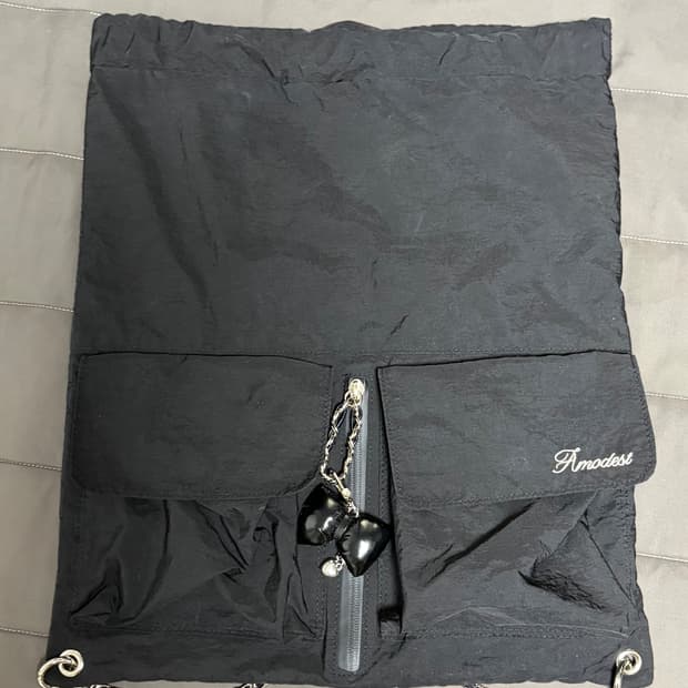 모데스트무드 백팩 블랙