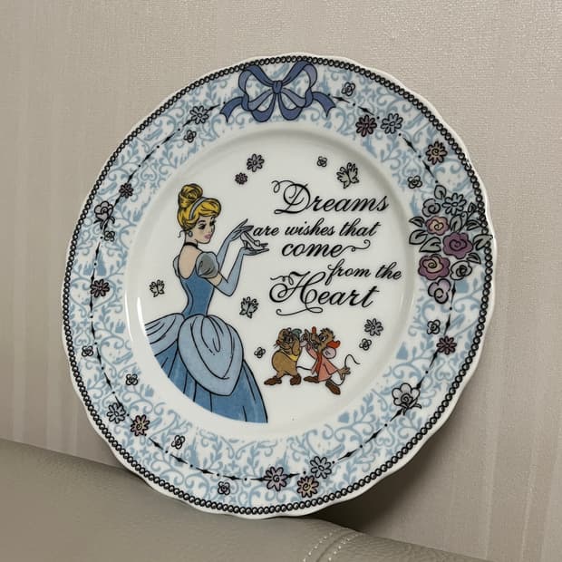 도쿄디즈니리조트 신데렐라 접시