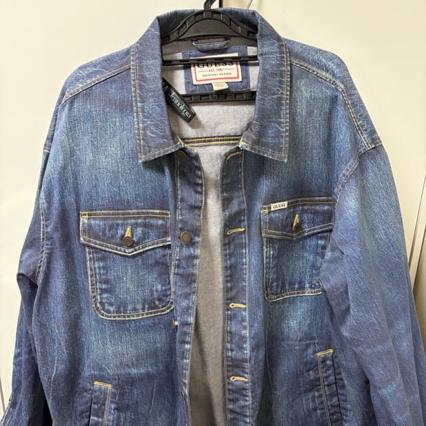 뉴욕에서 산 게스 셔츠 판매합니다