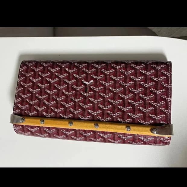 고야드 몬테카를로 PM 클러치 버건디