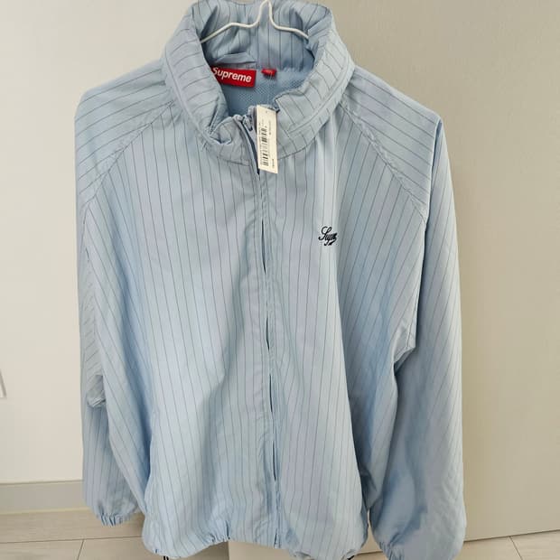 슈프림 핀스트라이프 자켓 M 사이즈
