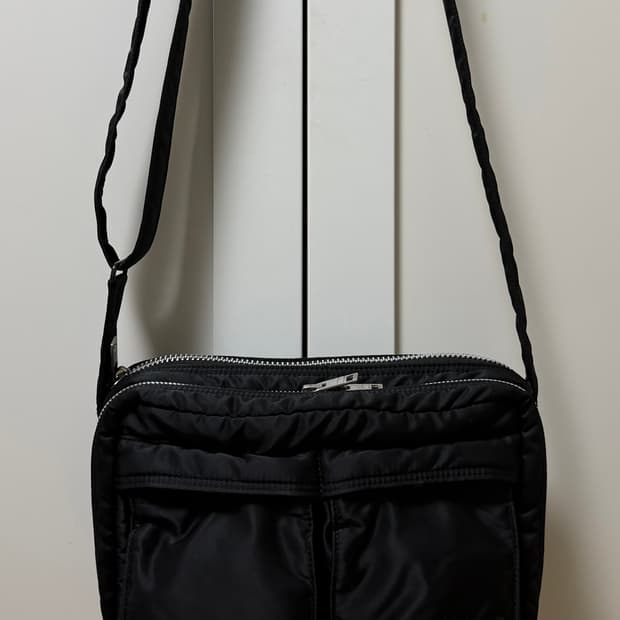 포터 탱커 숄더백 스몰 블랙