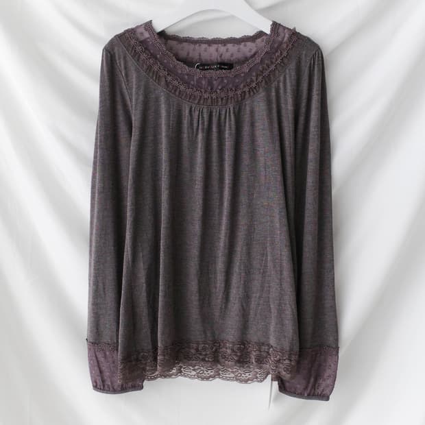 lace dot long sleeve