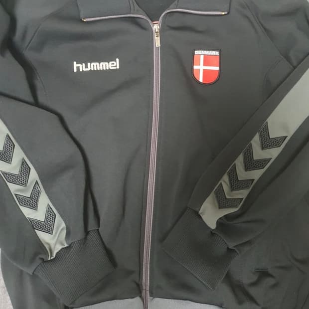 대장급 험멜 덴마크 져지