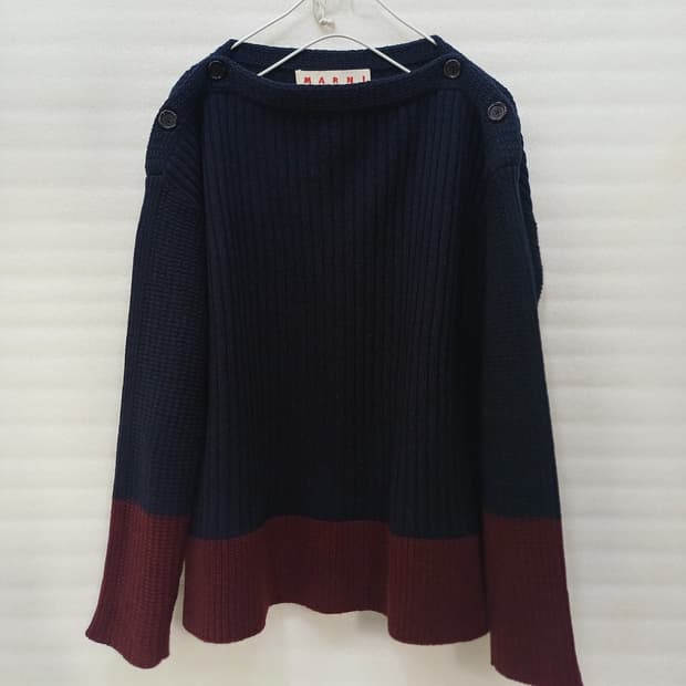 이태리 국내매장판 마르니 울 보트넥 니트 여성 루즈핏 S 사랑봉봉