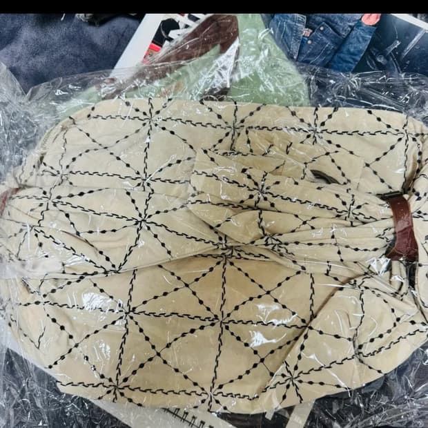 캐피탈 파라핀 클로스 포크-도조 자수 스너프킨 백 키나리