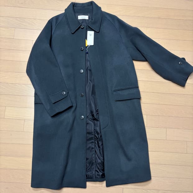 셔터 울코트 새상품 (L사이즈)