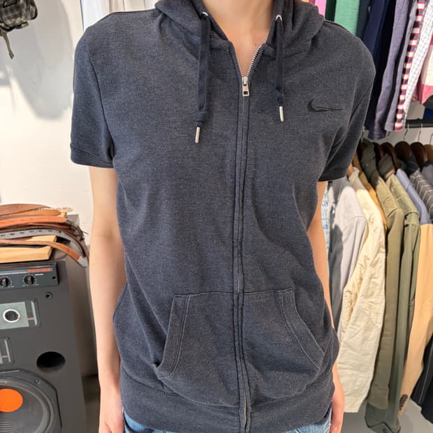 Nike 슬림핏 반팔 후드 집업