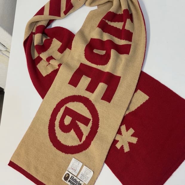 베이프 양면 리버서블 머플러