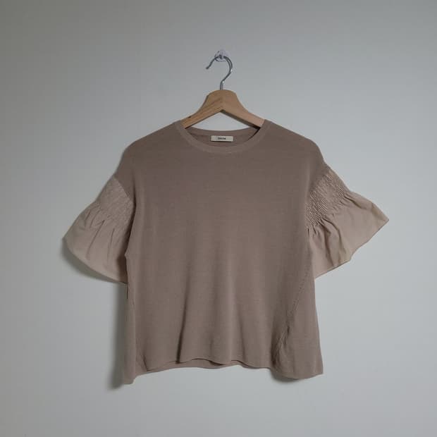 (90) SYSTEM 시스템 여성 니트 프릴 반팔 티셔츠 베이지