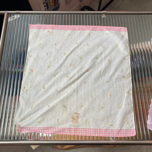 빈티지 체크 포인트 손수건