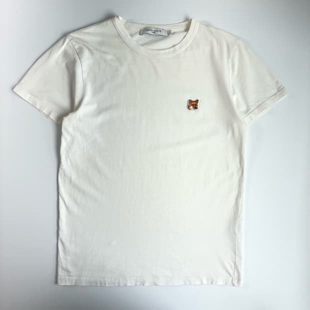 Maison kitsune  메종 키츠네 폭스패치 화이트 반팔티셔츠