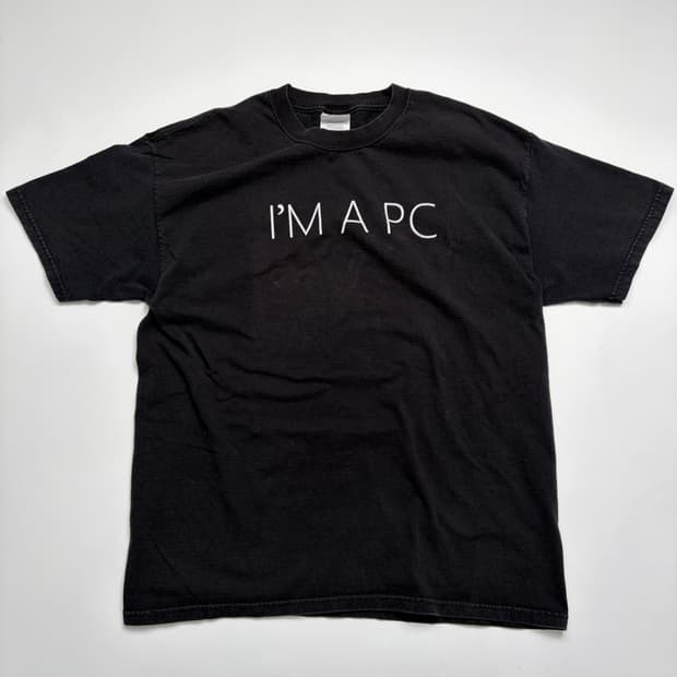 00s Windows I'M A PC Tee (black)