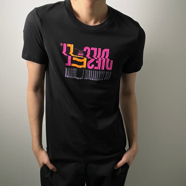Diesel 디젤 블랙 그래픽 반팔 티셔츠 