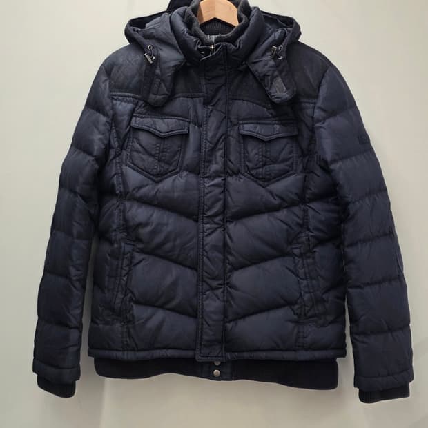 series; 시리즈 코오롱  모직 덕다운패딩
싸이즈 100~105. 남