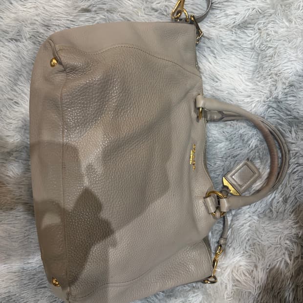 프라다 가죽 토트백