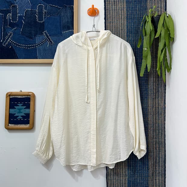 👧🏻GLOBAL WORK    hooded rayon shirt