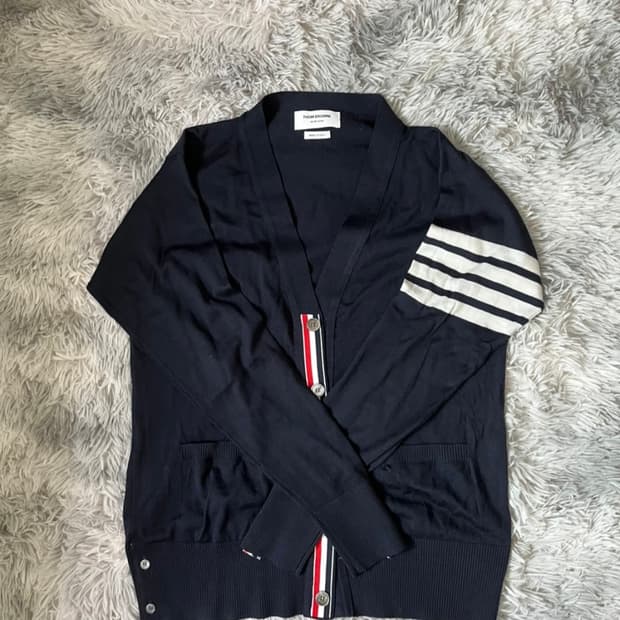 톰브라운 메리노울 가디건 팝니다