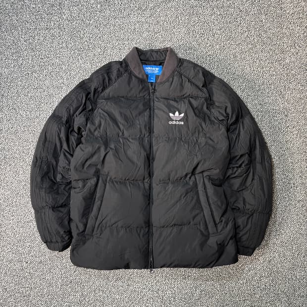 아디다스 슈퍼스타 투웨이 다운 패딩 자켓 블랙 (100)