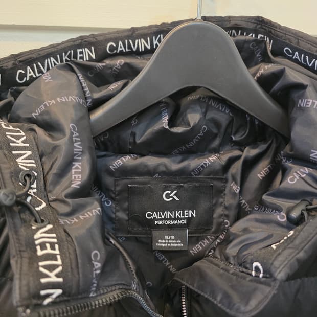 캘빈클라인 퍼포먼스 블랙 후드패딩 XL