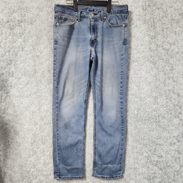 J152 [32] 리바이스 541 데님 청바지
