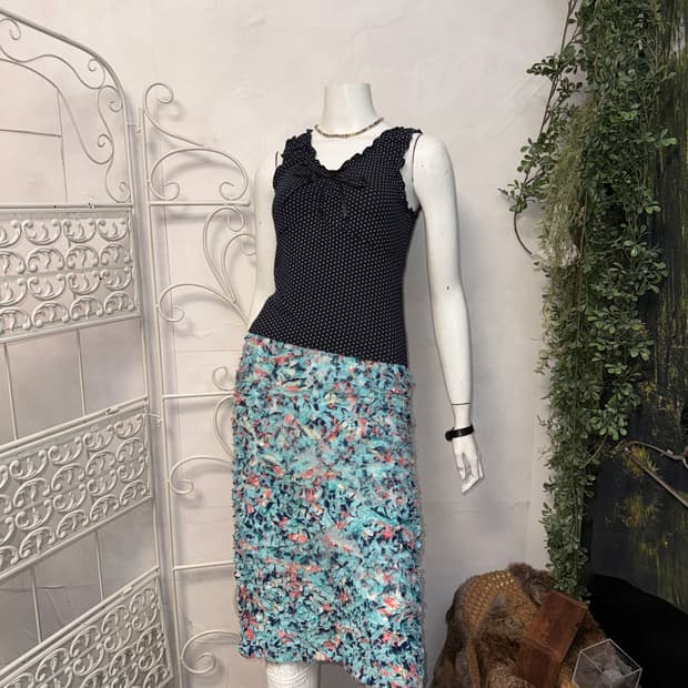 Brandy Melville navy dot ribbon 슬리브리스