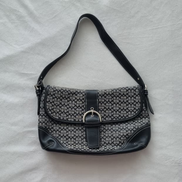 빈티지 코치 소호 버클 숄더백 