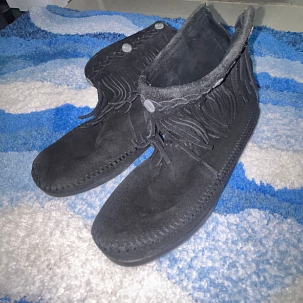 미네통카 프린지 부츠