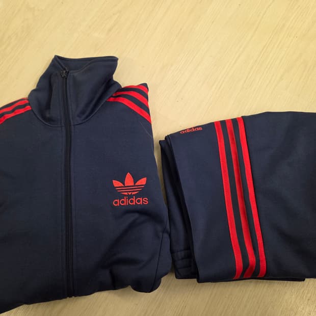 아디다스 트레이닝복 세트