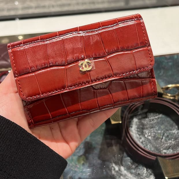 샤넬 카드지갑 악어
