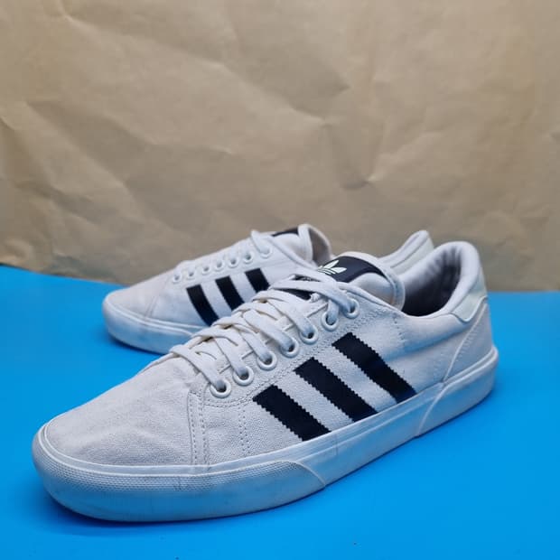 아디다스 아바카 남성스니커즈275