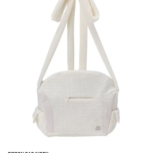 코이세이오 리본백