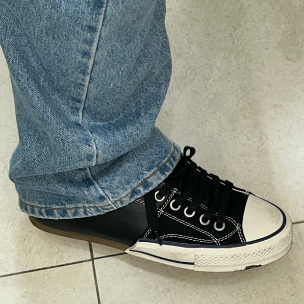 메종 미하라 야스히로 x 나이젤 카본 레더