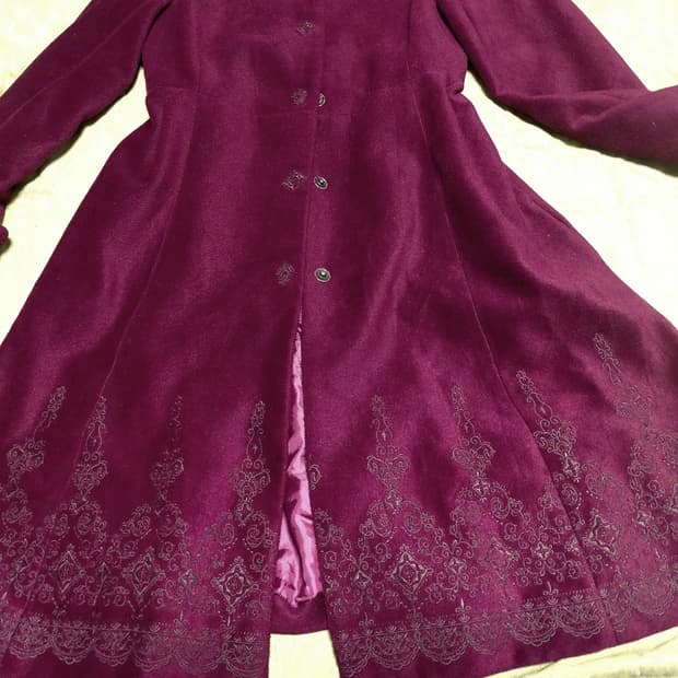 액시즈팜 axes femme 와인색 퍼 자수 롱코트