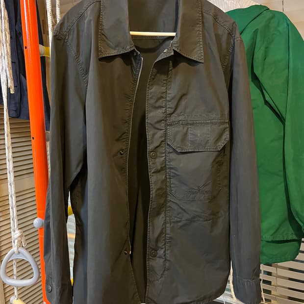 스톤아일랜드 점퍼(셔츠 느낌)