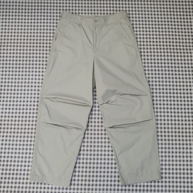 유니클로 파라슈트 와이드 팬츠 남자30