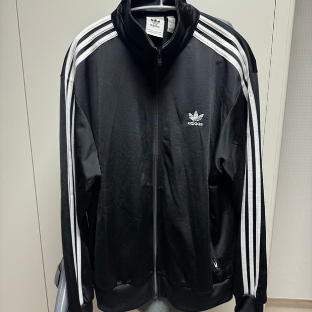 Adidas Tracktop Zip up