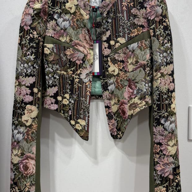 묵진 자카드 크롭 자켓